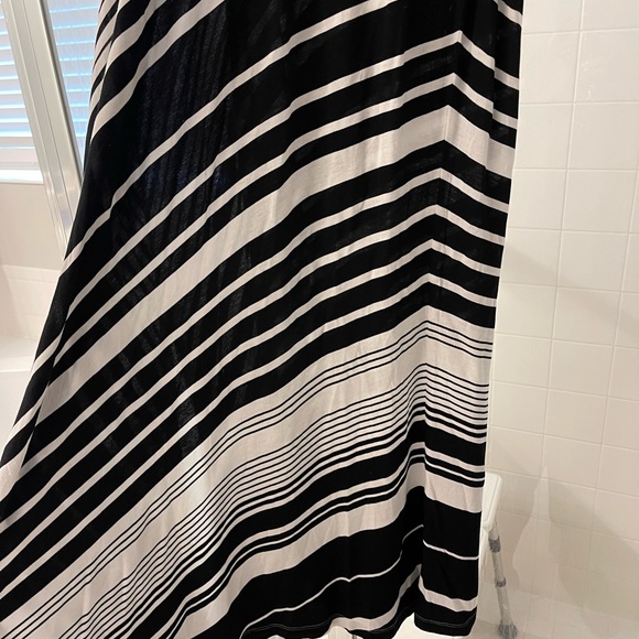 Plus size Maxi Skirt - Picture 4 of 6